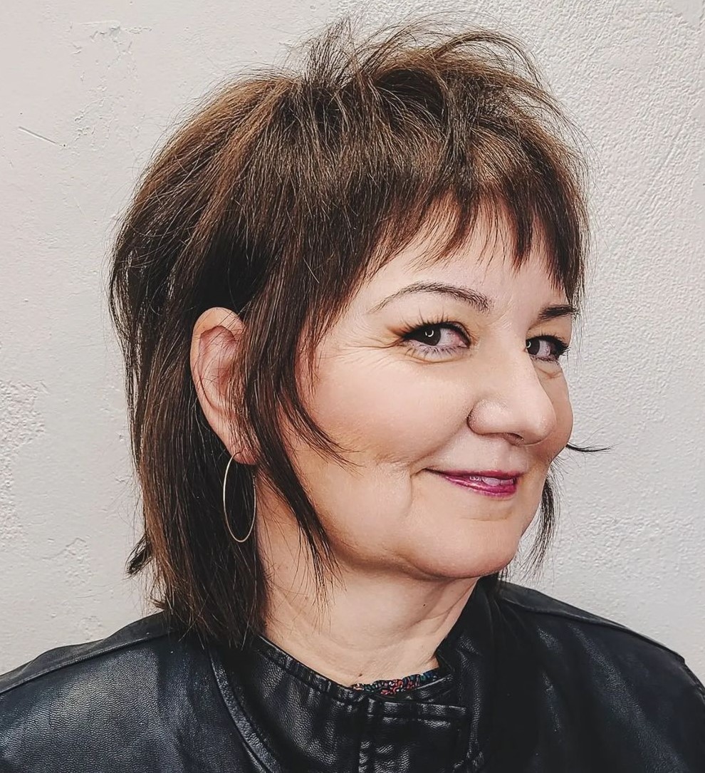 coupe-courte-femme-60-ans-visage-rond-27-id-es-qui-rajeunissent