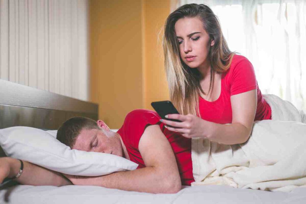 un homme prend une maîtresse car ses amis font la meme chose