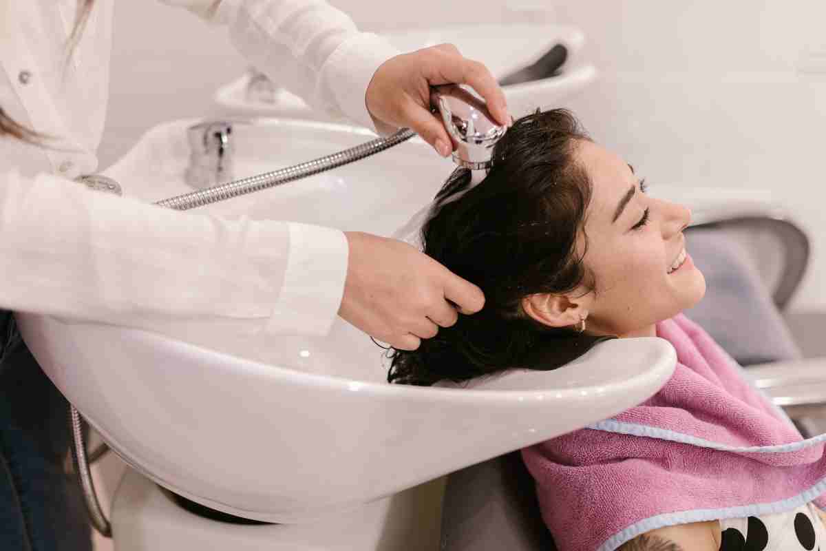 Permanente femme 2025 : tous les prix et tarifs dévoilés