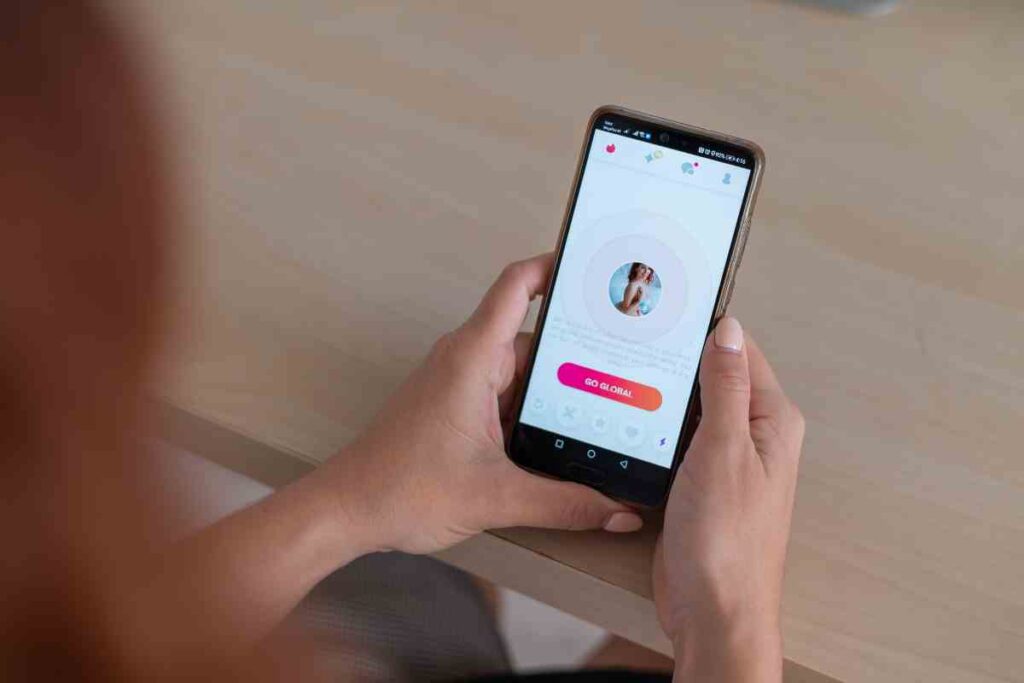 Comment relancer une conversation Tinder