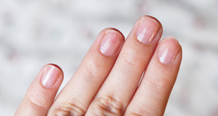 tuto manucure Baby Boomer